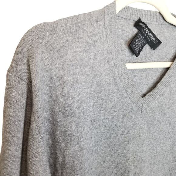 Hathaway Platinum Mens Cashmere Silk Sweater Sz L Quiet Luxury Minimalist Gray - Picture 5 of 7
